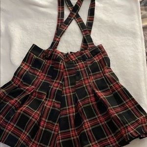 Plaid skirt with suspenders